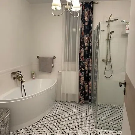 70 M2 Duży Apartament *